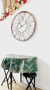 Zona de estar de Chambre calme vue jardin