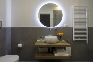 Kupaonica u objektu Ermosa Suite