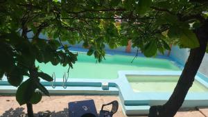 Uma vista da piscina em Longboard Hotel ou nos arredores
