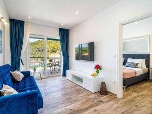 Katil atau katil-katil dalam bilik di Seaside apartments with a swimming pool Pomena, Mljet - 22317 +46 gambar