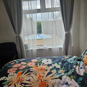 Postel nebo postele na pokoji v ubytování Bee hive 1 + 10 fotografií