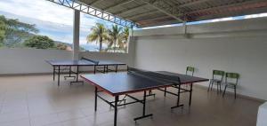 Πινγκ πονγκ στο APARTAMENTO CAMPESTRE CHINAUTA ή εκεί κοντά