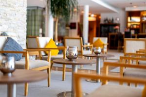 Hotel Auszeit St Lambrecht的休息区