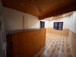 Mynd úr myndasafni af Himalayan Crescent 2 bedroom luxury independent Villas Manali í Manāli