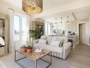 Posedenie v ubytovaní Trinidad Deluxe Penthouse