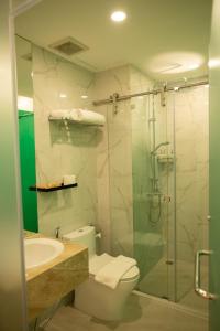 Kúpeľňa v ubytovaní Ruby Hotel