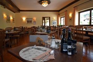 Nápoje v ubytování Hotel Comelico + 37 fotografií