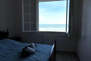 AP 40 - "Le Nancy" vue mer 객실 침대