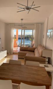 Χώρος καθιστικού στο Condado de Alhama, LA ISLA 80H