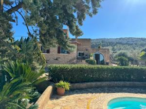Villa con piscina y casa en Can Ranqueta: Private Finca mit Pool, Außenküche und Barbecue, en Es Carritxo