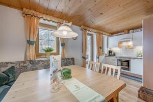 Kuchyň nebo kuchyňský kout v ubytování Appartement Breitlehn