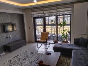 Ruang duduk di Ankara Esenboğa Airport Luxury Rezidance