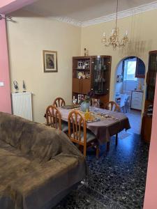 Χώρος καθιστικού στο House close to the port Piraeus and metro station +2 φωτογραφίες