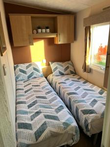 波斯考尔Phoenix caravan hire, Trecco bay的相册照片