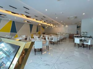 Restaurace v ubytování Golden Peak Hotel & Suites powered by Cocotel
