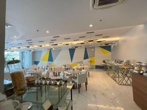 Restaurace v ubytování Golden Peak Hotel & Suites powered by Cocotel