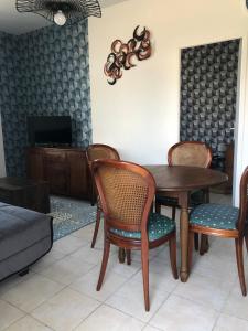 Aubigné-RacanにあるVotre oasis de détente : Appartement flambant neuf, 1 chambre, 4 couchages à Aubigné-racanのギャラリーの写真