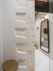 Koupelna v ubytování Amelia Luxury Living Dorotheou Old Town , Chania + 32 fotografií