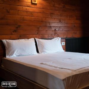 Hotel Avdi Rexha客房内的一张或多张床位