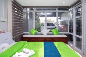 Photo de la galerie de l'établissement Golden V Grandeuria Unit E, à Malolos