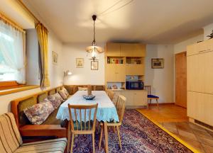 Kuchyň nebo kuchyňský kout v ubytování Ferienwohnung Dorian