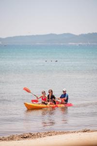 イエールにあるSalinesのギャラリーの写真 +108枚の写真