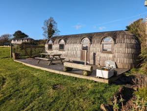 Foto sihtkohas East Looe asuva majutusasutuse The Pilchard - Lydcott Glamping Cornwall, sea view galeriist +25 fotot