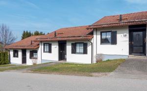 The building in which the holiday home is located