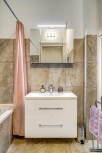 Et badeværelse på Budapest Magic Exotic in Downtown + 26 billeder