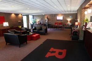 ニューブランズウィックにあるRutgers University Inn and Conference Centerのギャラリーの写真