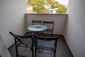 Balkón nebo terasa v ubytování Domagoj D&D, Baška