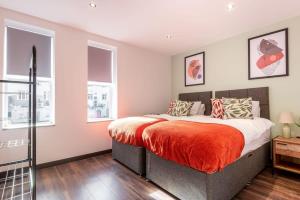 Llit o llits en una habitació de Smart 1 Bed Apartment in Central Hull
