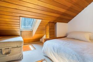 Postel nebo postele na pokoji v ubytování Aixpress Apartment