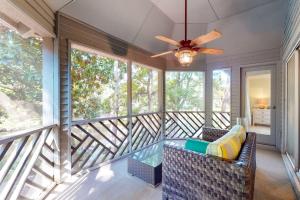 Gambar di galeri bagi 5550 Turtle Cove Lagoon View di Kiawah Island