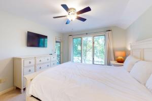 Gambar di galeri bagi 5550 Turtle Cove Lagoon View di Kiawah Island