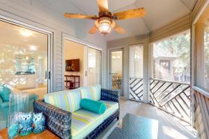 Gambar di galeri bagi 5550 Turtle Cove Lagoon View di Kiawah Island