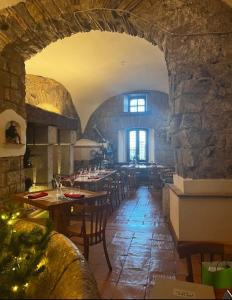 A restaurant or other place to eat at A casa di Angela