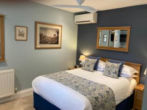 Chestnuts House Boutique B&B客房内的一张或多张床位