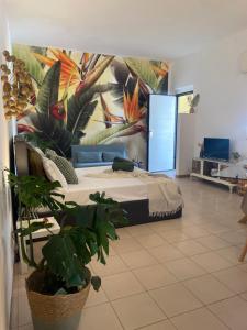 Μια τηλεόραση ή/και κέντρο ψυχαγωγίας στο Nature home in villa w piscina