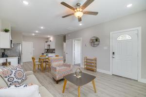 A seating area at Quiet Houston Home - 9 Mi to Downtown Aquarium!