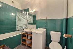 Kúpeľňa v ubytovaní Studio Le Bourbon (31m²)