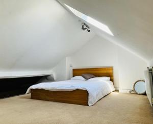 Foto sihtkohas Stratford-upon-Avon asuva majutusasutuse Bodhi Tree Cottage - Grove Road Cottages galeriist