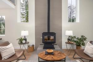 Fotografie z fotogalerie ubytování Black Diamond Cabin - Sasquatch Mountain Resort v destinaci Agassiz