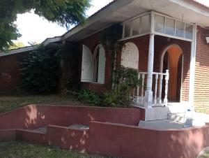 Το κτήριο όπου στεγάζεται  η παραθεριστική κατοικία