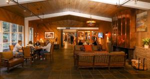 Posezení v ubytování Big Sur Lodge