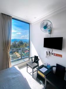 TV a/nebo společenská místnost v ubytování BING BONG HOTEL