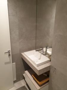 Galería fotográfica de 5 Rent Apartments Lugano Station en Lugano