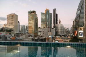 Nespecifikovaný výhled na destinaci Bangkok nebo výhled na město při pohledu z hotelu