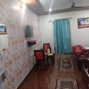 Oleskelutila majoituspaikassa Somnath Residency