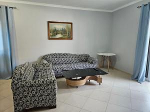 イプソスにあるIPSOS SUPERIOR APARTMENTSのギャラリーの写真